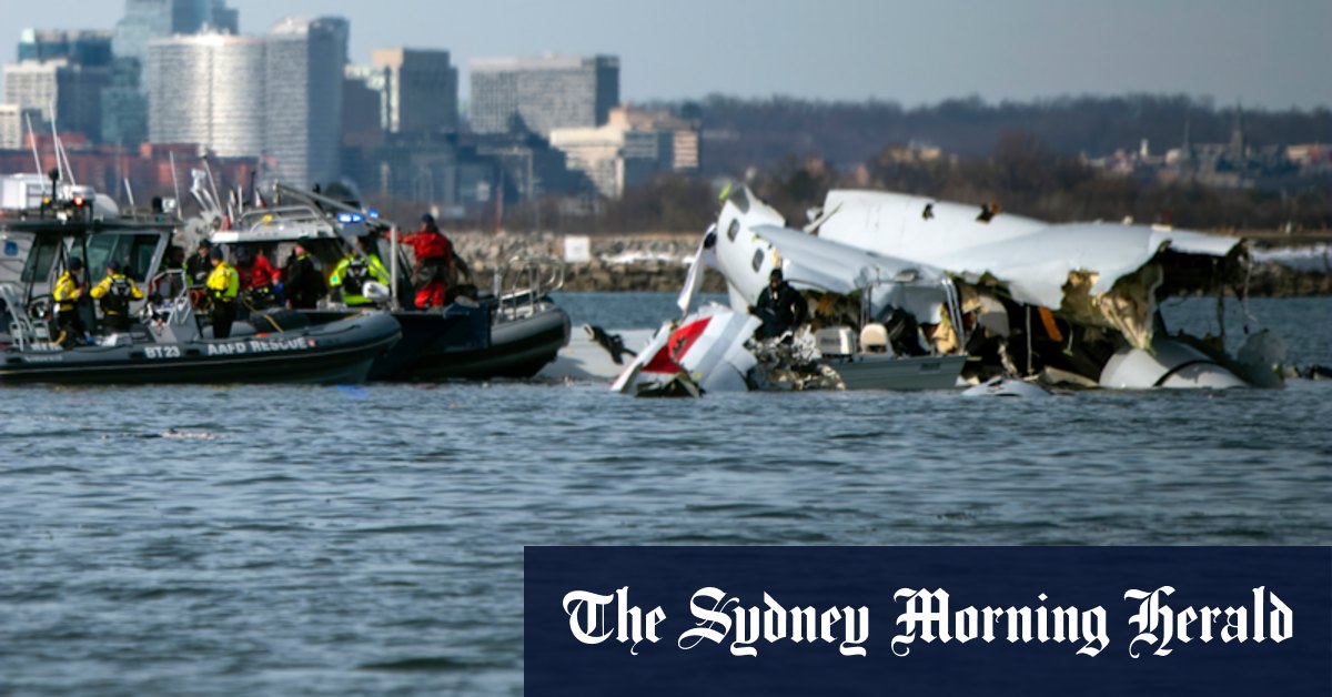 Pentagon helicopter flight force​s aborted landings at​ crash airport