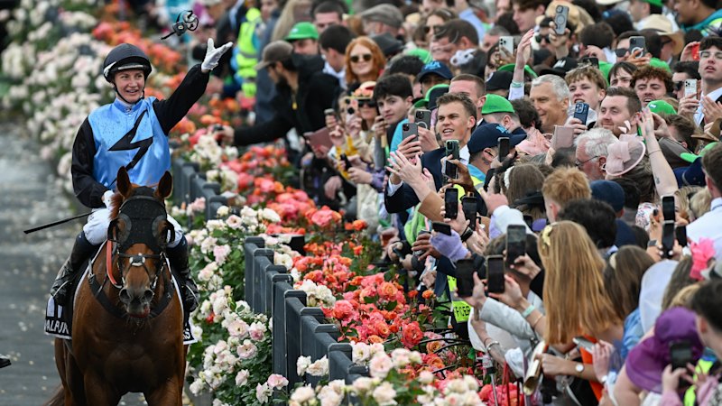 Victoria Racing Club kljub izgubi 7,2 milijona dolarjev napoveduje dobičkonosnost