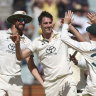Australia v Pakistan: Cummins turns Boxing Day with three late wickets on day two