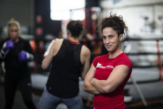 In a new documentary, trailblazer pugilist Bianca Elmir encourages women to 'take the road less travelled'. 