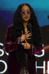 H.E.R. accepts the award for song of the year for I Can’t Breathe.