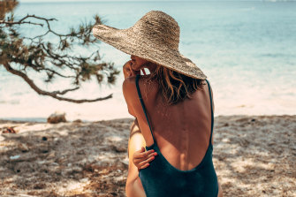 “The morning one [sunscreen application] is your sort of ‘Protect you just in case’, but it’s not sufficient [for the whole day],” says skin cancer researcher Rachel Neale.