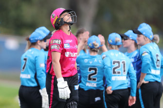   Ash Gardner departs for a duck against the Strikers. 