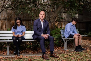 Kids are glued to their devices, but this school has a plan for taking back control
