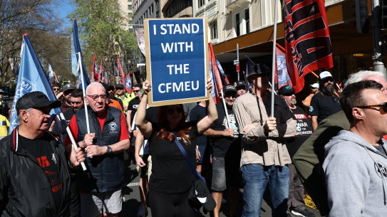 Members of the MUA join CFMEU members’ protest in Sydney’s CBD.