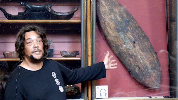 Morrison needs to get behind push to bring precious Aussie artefacts home