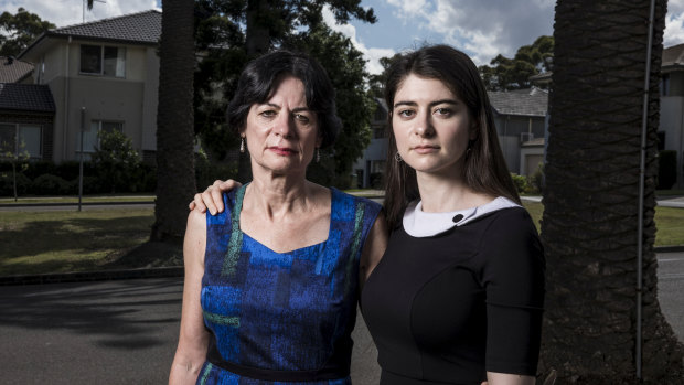 Beth and Samantha, the mother and sister of Robert, 22, who fatally overdosed in May 2016.