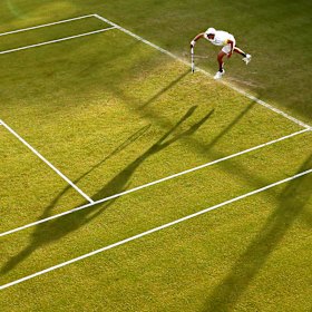 Polmans on court at Wimbledon in 2021. 