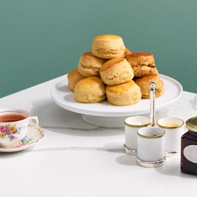 Tea and scones at Hopetoun Bake Shop.