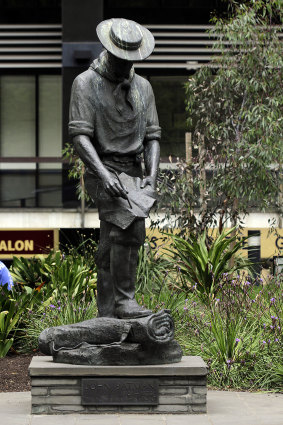 The Statue of John Batman stood in the forecourt of the Suncorp Building on the corner of Collins and William streets.