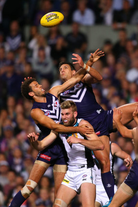 Matthew Pavlich of the Dockers crashes the pack in a marking contest.