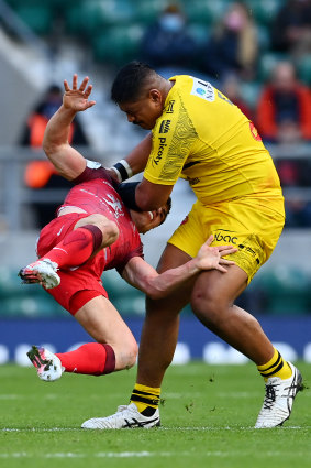 Will Skelton tackles Antoine Dupont of Toulouse in last year’s Heineken Cup final.