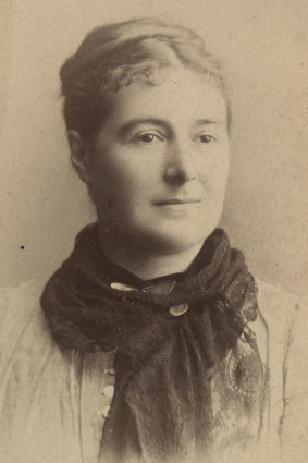 Harriet Rowell, also known as Harriet Elphinstone Dick, in a photograph taken by Charlemont & Co, fl. 1889-1898.