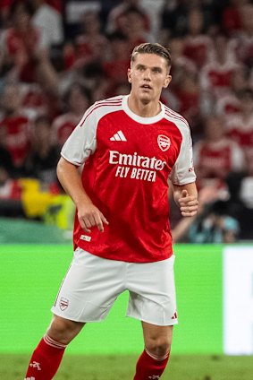 Viktor Gyökeres will take time to click with the Arsenal squad.