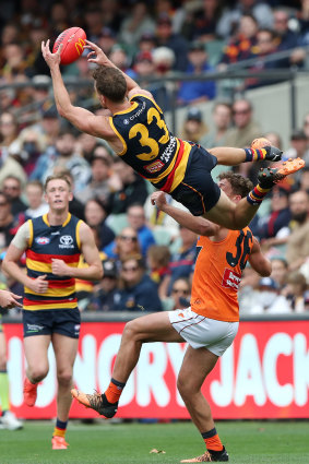 Brodie Smith was knocked out cold after taking this mark over Harry Perryman.