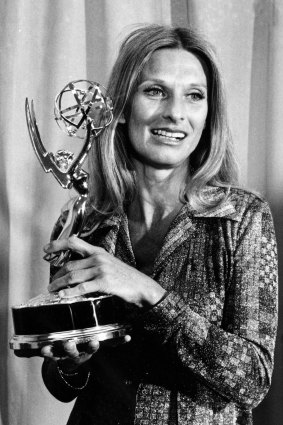 Leachman with one of the eight Emmy awards she picked up in her career. 