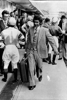 McCarthy arrives at Rosehill in 1975 to ride Gentle James in the Silver Slipper Stakes.
