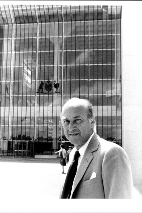 Clunies-Ross outside the high court in Canberra in 1983.