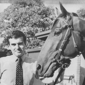 Les Young with the horse Top Avenger at Nebo Lodge in 1986.