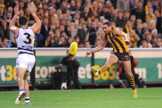 Shaun Burgoyne kicks the winning goal against Geelong in the 2013 preliminary final.