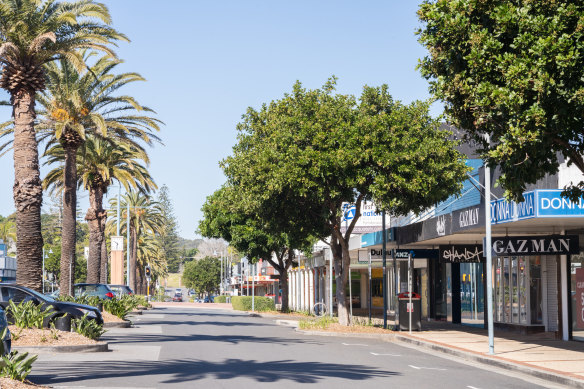 The coastal NSW town of Port Macquarie will enter a week-long lockdown to curb the spread of the virus.