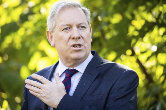 Shadow treasurer David Davis accused the government of neglecting the state’s health system.