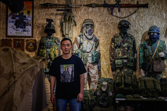 Tony Lu, who fought in Ukraine alongside Australian Trevor Kjeldal, wears a T-shirt depicting his friend, who died in battle.