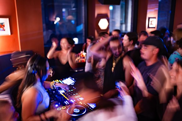 The crowd at DJ Buse Sagaga’s performance at an SES Radio event at Disco Pantera in Circular Quay.