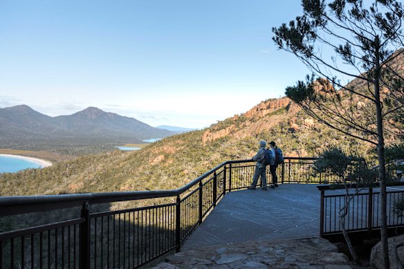 The Freycinet National Park Visitor Centre runs guided walking tours.