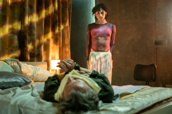 Djuna builds a claustrophobic, disturbingly sustained level of psychological suspense.