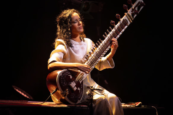 Anoushka Shankar’s performance was captivating from the first couple of notes.