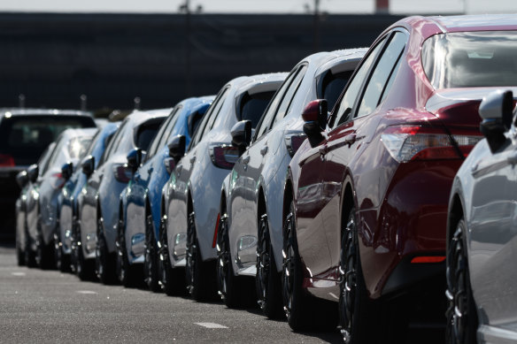 All major car brands have signed up to new industry standards that target annual reductions in carbon emissions for new cars sold.