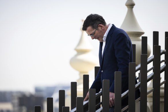 Victorian Premier Daniel Andrews announces he is stepping down. 