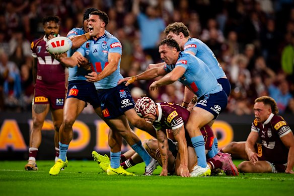 Nathan Cleary celebra su primer intento.