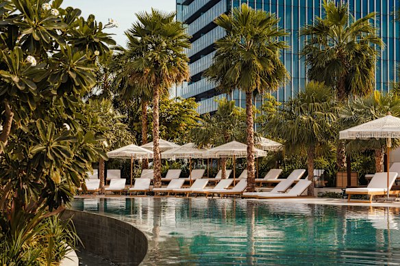 SIRO’s garden pool … a Bali-style oasis.