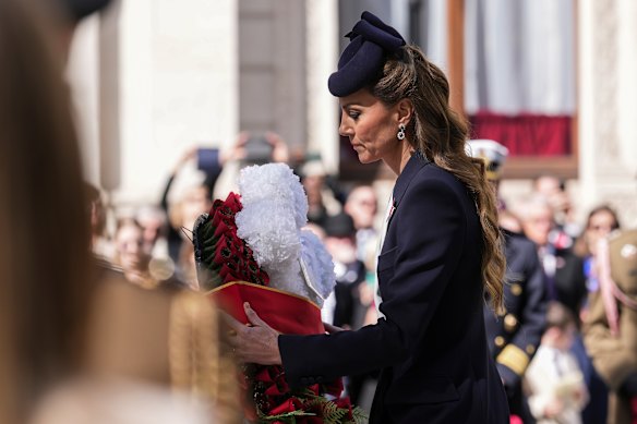 Catherine, Princess of Wales attends the wreath laying and parade service as part of the ANZAC Day commemorations at Cenotaph.