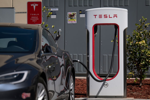 Tesla dominates the market for electric vehicles in the US, but it is likely to finally face some serious competition this year.