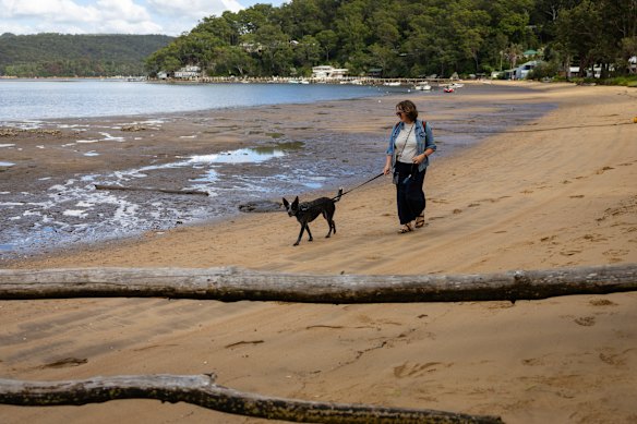 Lynne McCarthy and her Australian Kelpie, Azul.