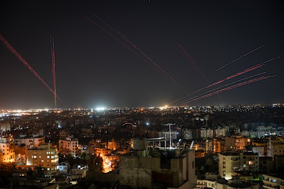 Gencatan senjata 10 hari diumumkan oleh Donald Trump tidak lama sebelum dimulainya.