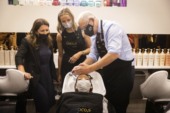 Getting her hair washed by the Prime Minister was not the way Courtnie Trotter expected to spend her Friday at work.
