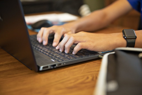 Thousands of Queensland students did not have access to a laptop, computer or tablet during the COVID shutdown in 2020.