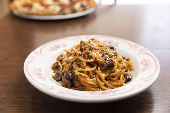 The eponymous puttanesca pasta.