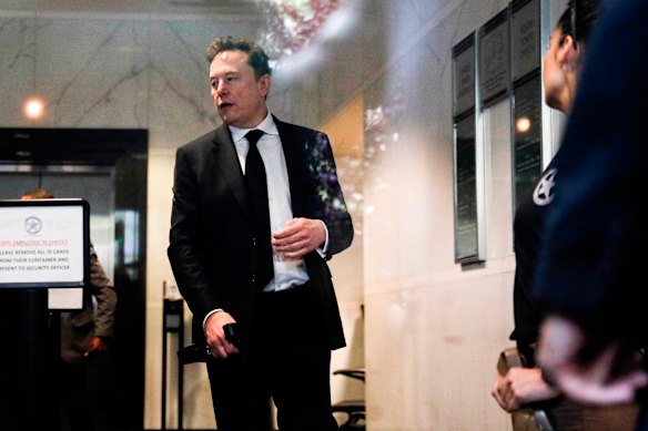 Elon Musk arrives at the federal courthouse in Oakland, California. 