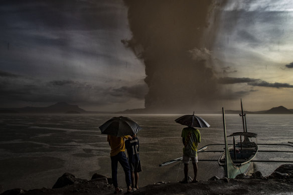 The volcano spewed ash up to a kilometre high.