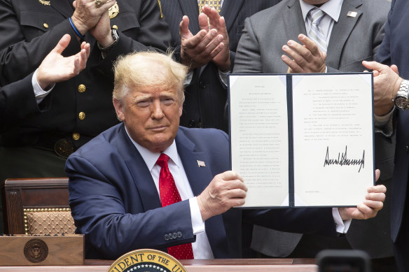 Trump signed an executive order on Safe Policing for Safe Communities.