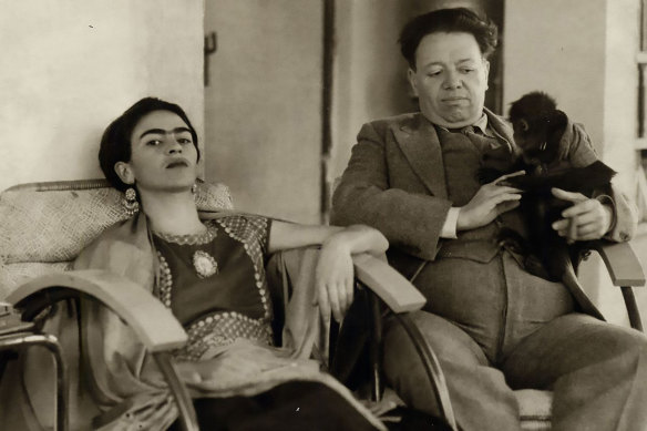 Frida and Diego in 1937.