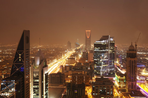 The Saudi commitment at a Riyadh climate conference was short on details but included a pledge to transform large sections of the desert kingdom with mass tree planting. 