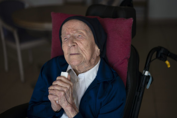 Sister Andre died at the age of 118. 