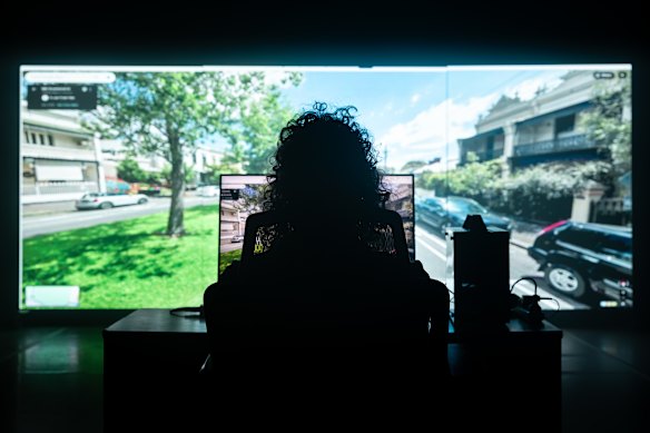 Large LED screens loom large in Creepypasta.
