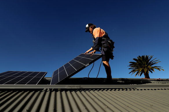 Networks will be able to make proposals for charges to rooftop solar panel owners who export power to the energy grid. 